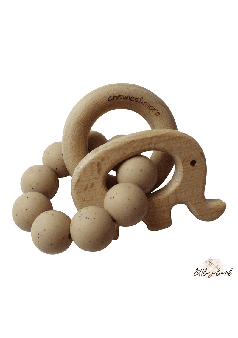 Chewies & More speelrattle olifant - unieke design & duurzame materialen | Little Julie